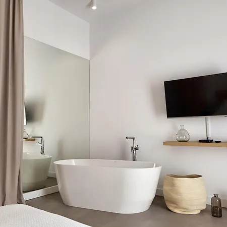 Firefly Luxury With Private Whirlpool Апартаменты *