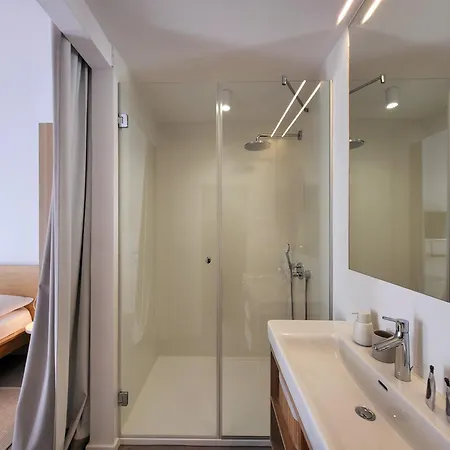 Firefly Luxury With Private Whirlpool *