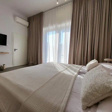 Apartment Firefly Luxury With Private Whirlpool